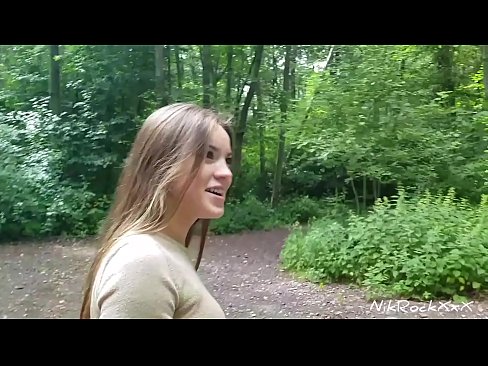 ❤️ Ek het vir Evelina voorgestel dat ons in 'n publieke plek naai! Sy het ja gesê. Toe genaai ek haar in die gat en kom in haar mond. Toe vis sy haarself. ❤️❌ Superseks by porn af.redporn-tv.ru ❌️